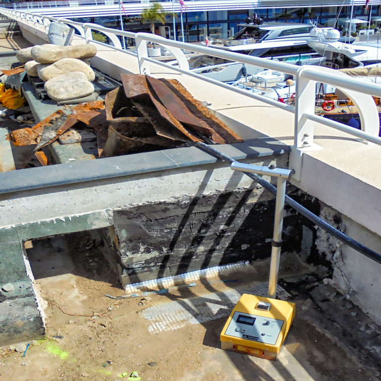 étanchéité Toiture-terrasse végétalisée avec isolant polyurethane - PORT HERCULE - MONACO