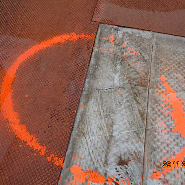 Détection de fuites en toiture-terrasse PVC - Déchirure de la membrane